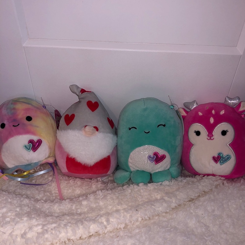 Valentines 5” squishmallow bundle